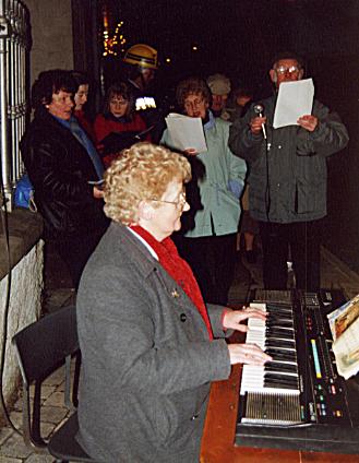 1179.  Carol Singers at The Square